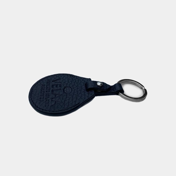 Fine grain leather round keyring designed to hold the Apple AirTag or fob with gold or silver split ring